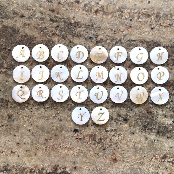 Handmade Personalized Stretch Pearl Bracelet -Choose Letter - Picture 6 of 7